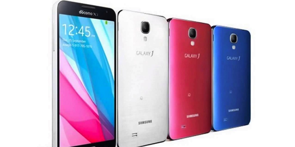 Η Samsung παρουσιάζει στην ελληνική αγορά τη νέα σειρά smartphones Galaxy J 1 eee